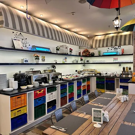 テンポ スイーツ エアポート ホテル イスタンブール