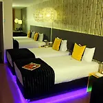 Tempo Airport 3*