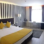 Tempo Airport Отель 3*