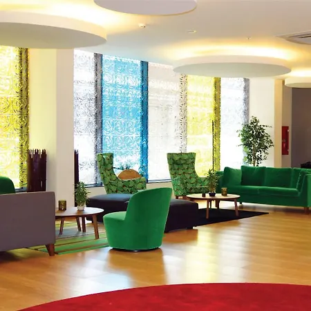 Отель Tempo Airport 3*