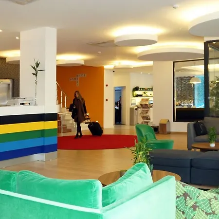 Отель Tempo Airport 3*