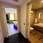 Tempo Airport Hotel 3*