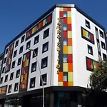 Tempo Airport Hotel