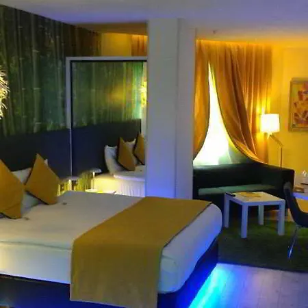 Tempo Airport Hotel 3*