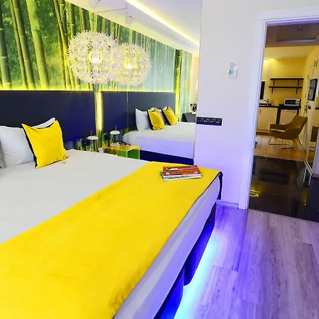 Tempo Airport Hotel 3*