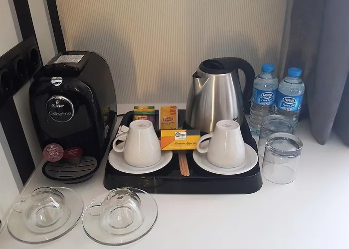 Tempo Airport Hotel 3*