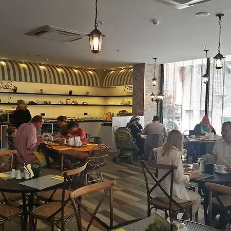 天宝套房酒店-机场 酒店