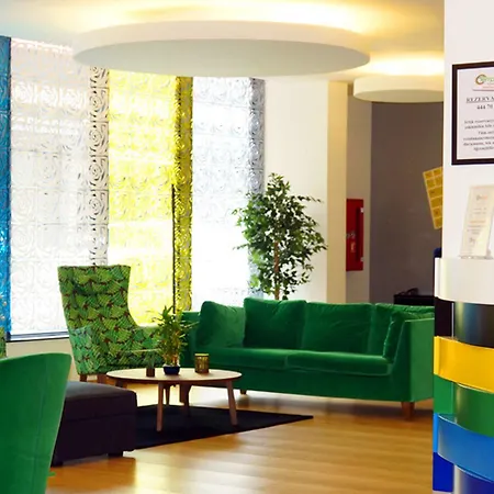 Tempo Airport Hotel 3*